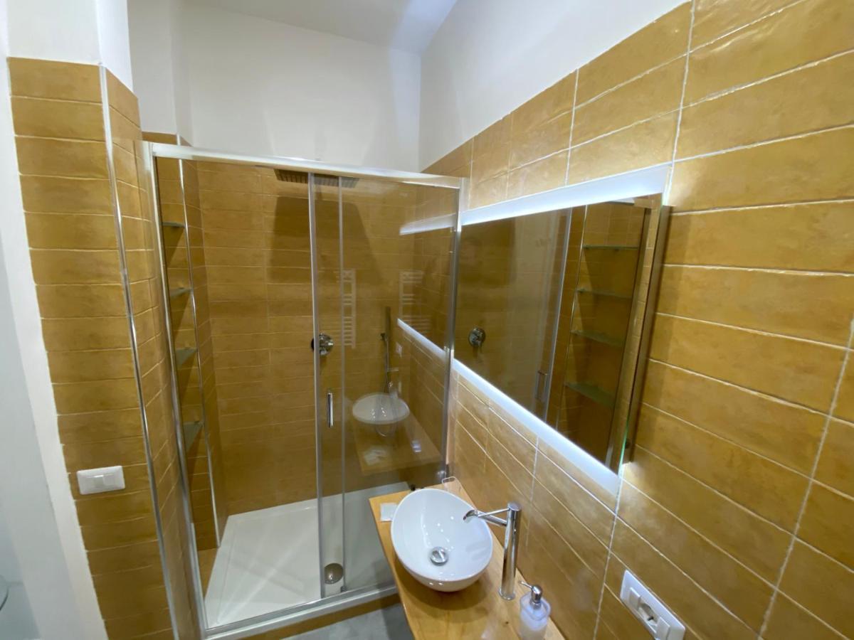 Lecentre 174 Bed and Breakfast Σαλέρνο Εξωτερικό φωτογραφία